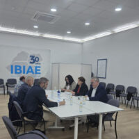 Foto Reunión Plataforma por la Reindustrialización Territorial (COEVAL-FEDAC-IBIAE) con Diputada Patricia Blanquer