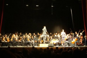 Concert-Neus-Ferri-i-Orquestra-a-ATRIVM-ontinyent