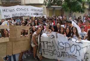 ManifestaciòReclamBusIESEstacio